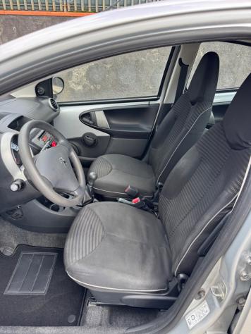 Peugeot 107 1.0 CLIMATIZZATORE - Foto 8