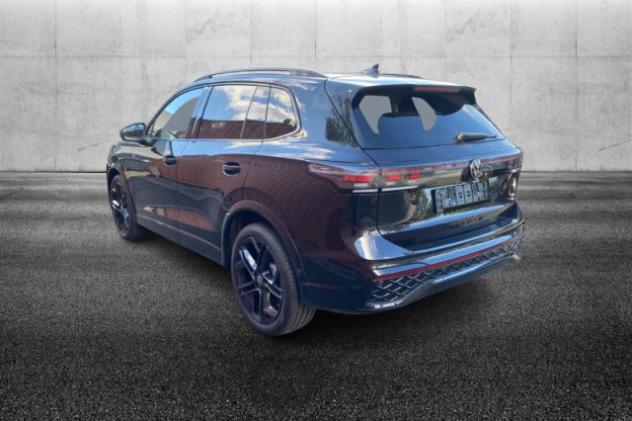 VOLKSWAGEN Tiguan 1.5 eTSI 150 CV ACT DSG R-Line rif. 24072192 - Foto 4
