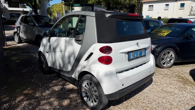 Smart ForTwo 1000 52 kW coupCabrio passion - Foto 8