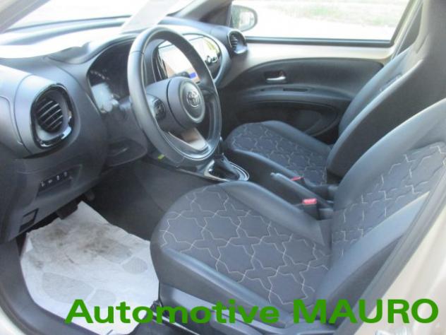 TOYOTA Aygo X 1.0 VVT-i 72 CV 5 porte Lounge S-CVT rif. 23982856 - Foto 9