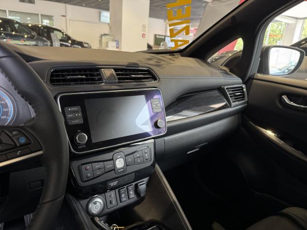 Nissan Leaf N-Connecta 40 kWh - Foto 9