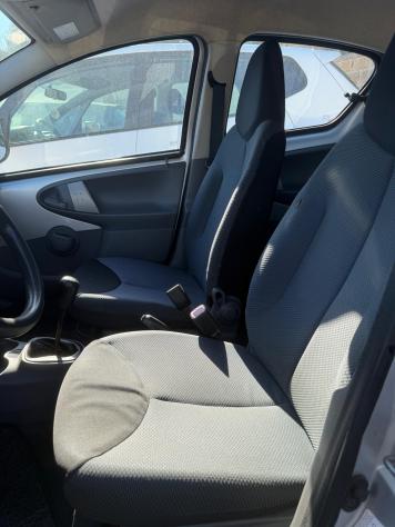 Toyota Aygo 1.4 turbodiesel 5 porte Sol - Foto 5