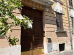 Locale Deposito con Bagno