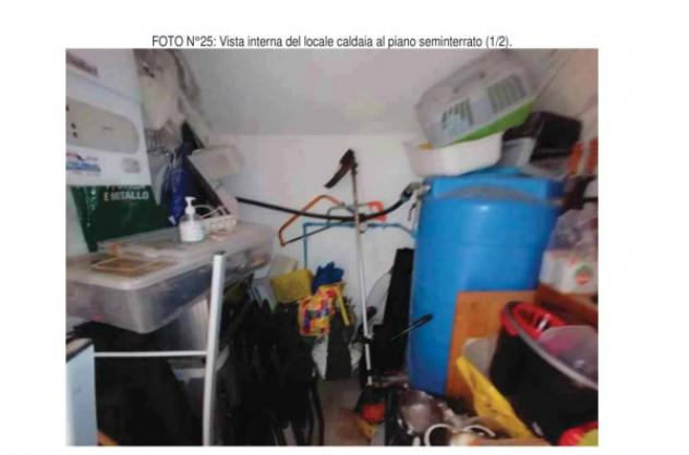 Immobile in asta di 140 m² con più di 5 locali e box auto in vendita a Fara in Sabina - Foto 16