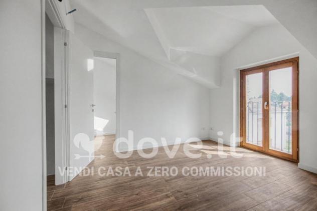 Villetta a schiera di 217 m² con più di 5 locali e box auto in vendita a Pogliano Milanese - Foto 15