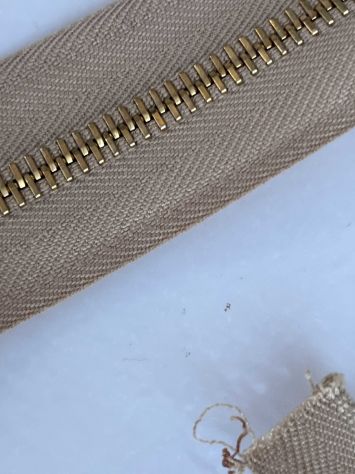 X72 Cerniere Lampo Zip metallo OPTI senza tiretto cm 43 Nocciola – Pz. 40 - Foto 2