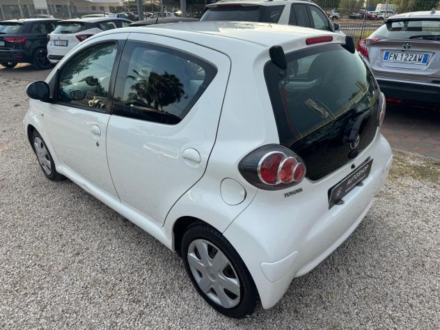TOYOTA - Aygo - 12V VVT-i 5 porte Deep Ocean Connect - NEOPATENTATI - FINANZIABILE - Foto 10