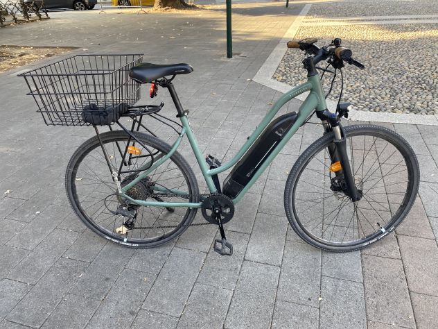 Vendo bicicletta a pedalata assistita Riverside Decathlon - Foto 6