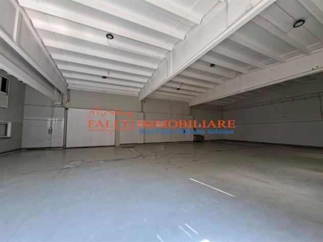 BUCCINASCO, VIA DELLA RESISTENZA - IMMOBILE COMMERCIALE 600 MQ - Foto 8