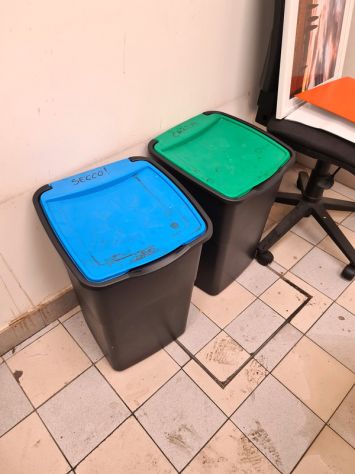 2 pattumiere per rifiuti da ufficio usate - Foto 4