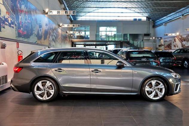 AUDI A4 35 TDI Avant S-Tronic S-Line rif. 23851763 - Foto 2