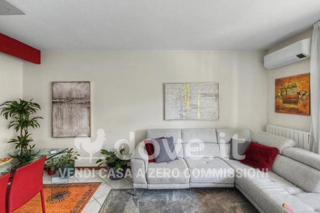 Appartamento di 100 m² con 3 locali e box auto in vendita a Albizzate - Foto 3