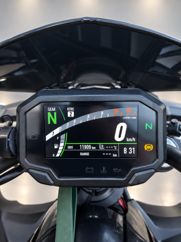 Kawasaki Z650 – 2023 – 11.900 km – Unico proprietario – Full optional - Foto 5