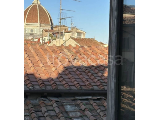 STUDIO/APT IN SANT'AMBROGIO SINCE JULY THE 1ST