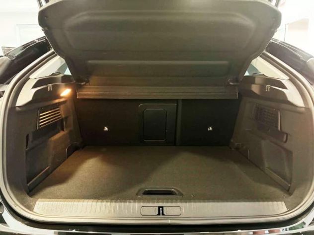 Citroen C4 BlueHDi 130 CV S&S EAT8 Shine - Foto 9