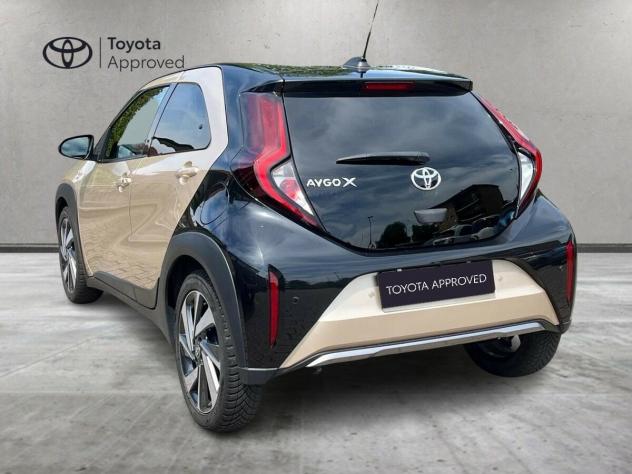Toyota Aygo X 1.0B (72 CV) Lounge S-CVT - Foto 5