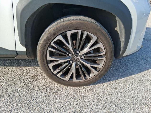 Toyota Yaris Cross 1.5H (116 CV) E-CVT Lounge - Foto 9