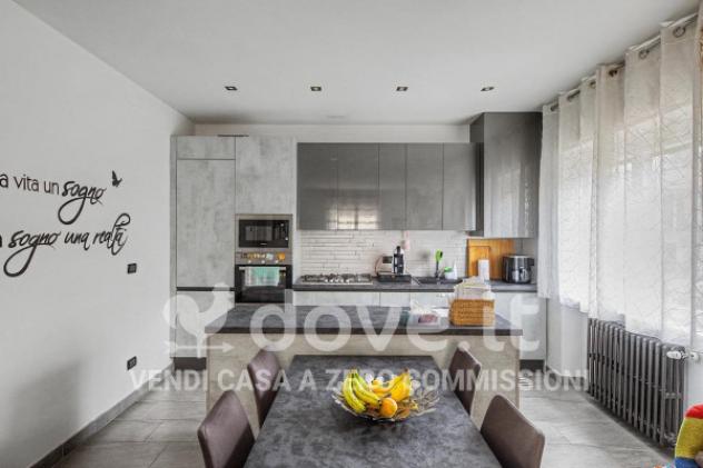 Appartamento di 85 m² con 3 locali e box auto in vendita a Luino
