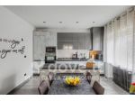 Appartamento di 85 m² con 3 locali e box auto in vendita a Luino
