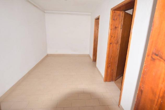 CASA INDIPENDENTE di 4 vani e di 288 mq (MONFUMO) rif. ZI29_1 - Foto 7