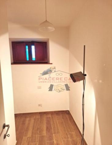 Orvieto centro - Appartamento indipendente al piano terra con magazzino e porzione di terrazza - Riferimento Ai243 - Foto 9