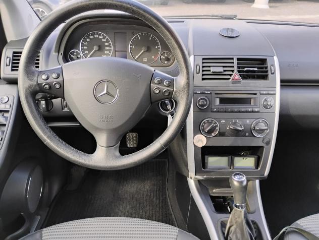 Mercedes-Benz Classe A A 180 cdi Avantgarde FL - Foto 7
