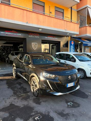 Peugeot 2008 PureTech 130 S&S Allure Pack