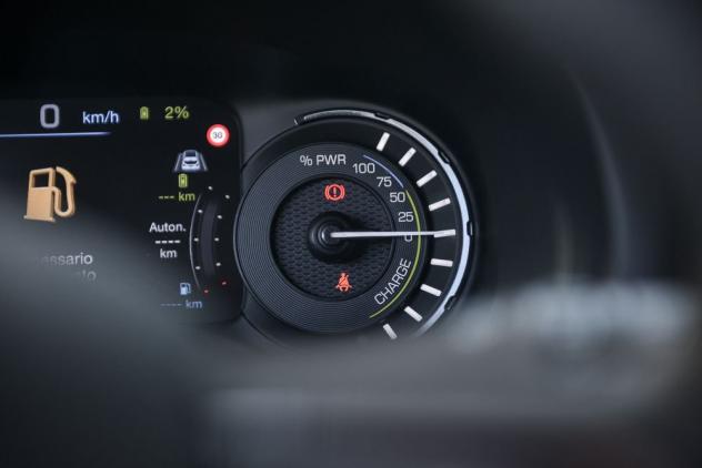 Jeep Renegade 1.3 T4 130CV PHEV 4xe AT6 Limited - Foto 8