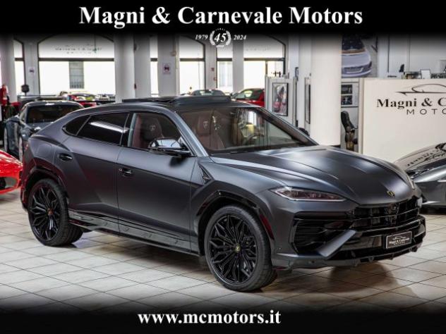 LAMBORGHINI Urus SE|AKRAPOVIC|BANG&OLUFSEN|TETTO|360°VIEW|REMOTE PA rif. 24232653