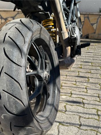 Hypermotard 796 - Foto 5