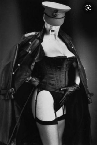Ci sono fantasie che scopri di avere... solo quando entri in contatto con la mente giusta. Tel:3388122835