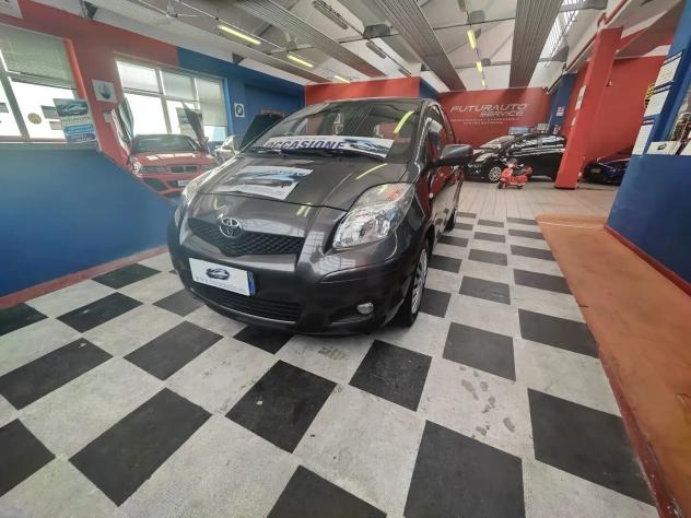 Toyota Yaris 1.0 5 porte Sol.s - Foto 3