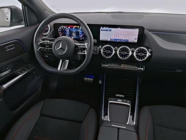 MERCEDES-BENZ GLA 180 Automatic AMG Line Premium rif. 24091549 - Foto 5