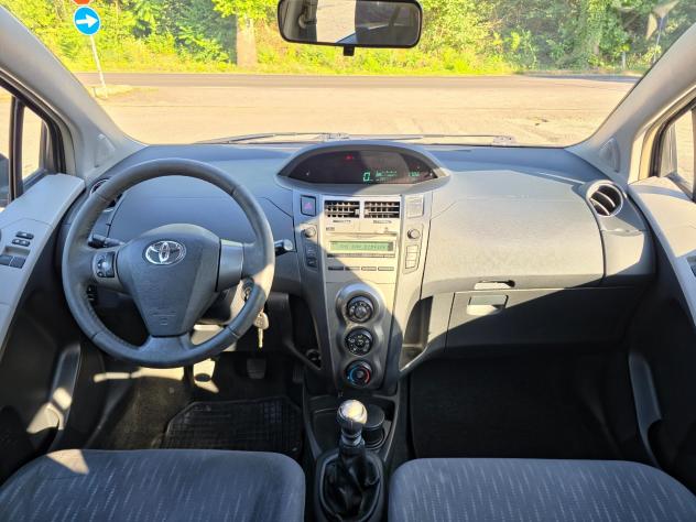 Toyota Yaris 1.4 D-4D DPF 5 porte CV-90 E4 Manuale NEO 2009 - Foto 7