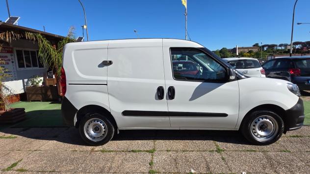 Fiat Doblo Dobl1.6 MJT 105CV S&S PC-TN Cargo Business - Foto 10