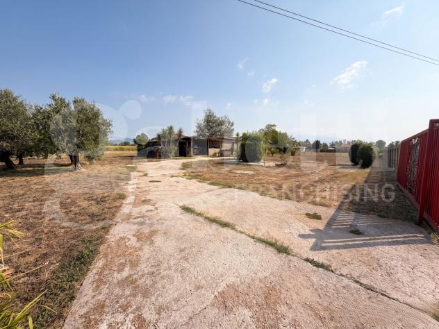 Rustico/Casale/Corte - Latina . Rif.: Cod. rif 3332573VRG