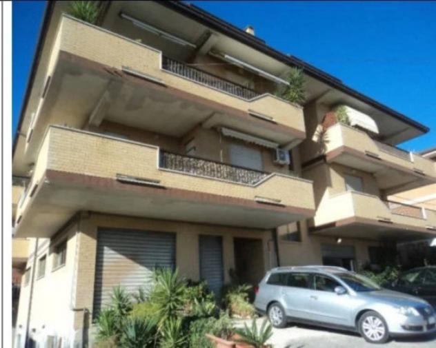 Immobile in asta di 425 m² in vendita a Porto Sant'Elpidio - Foto 3