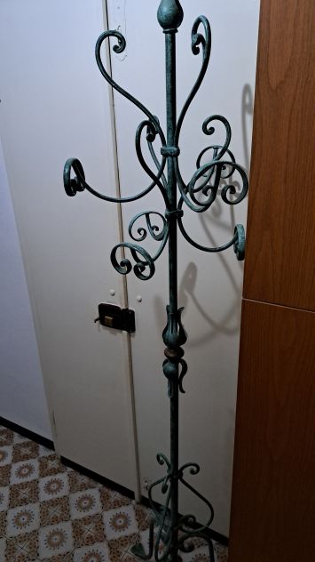 APPENDIABITI IN FERRO BATTUTO