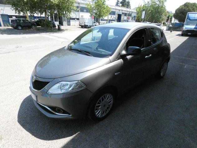 LANCIA Ypsilon 3ª serie Ypsilon 1.3 MJT 16V 95 CV 5 porte S&S Gold - Foto 3
