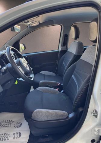 FIAT Panda 1.0 FireFly 70cv S&S Hybrid City Life - Foto 8