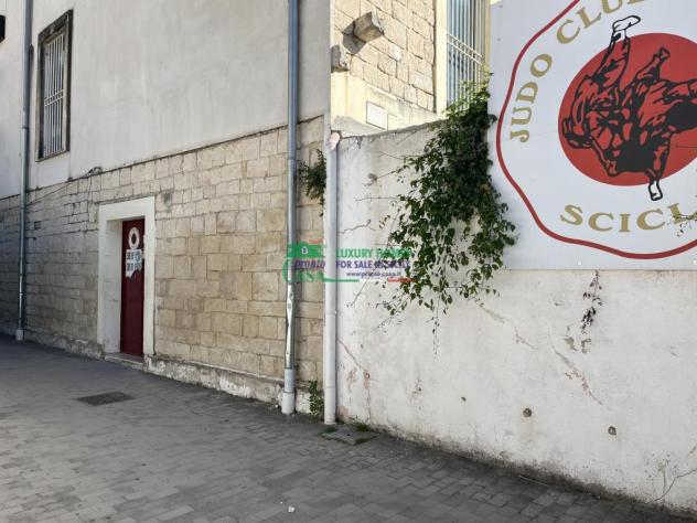 Vendesi Deposito/Magazzino in centro storico di Scicli - Foto 2