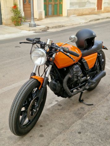 Moto Guzzi V35 cafe racer iscritta ASI