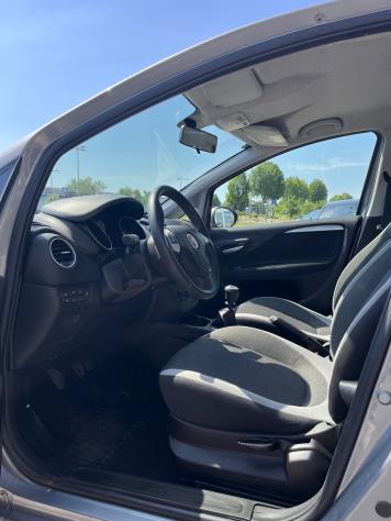 Fiat Grande Punto 1.2 70CV Neopatentati - Foto 8