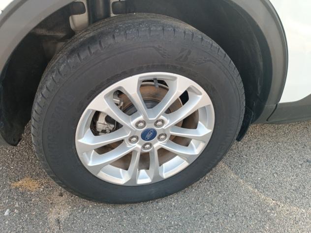 Ford Kuga 2.0 EcoBlue Hybrid 150 CV 2WD Titanium - Foto 8