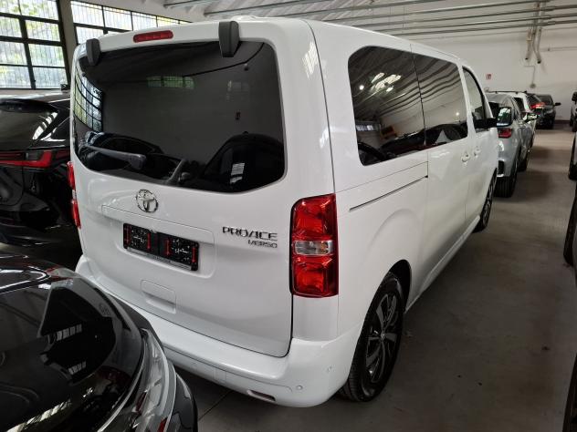 Toyota Proace Verso L1 2.2 diesel 180cv AUT Executive IVA ESCLUSA - Foto 4