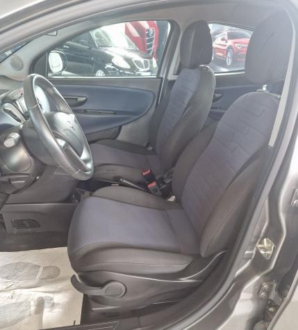 Lancia Ypsilon Ypsilon 1.0 firefly hybrid Platino s&s 70cv - Foto 7