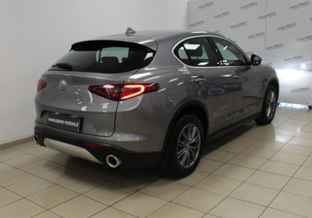 Alfa Romeo Stelvio 2.2 Turbodiesel 210 CV AT8 Q4 Executive - Foto 3