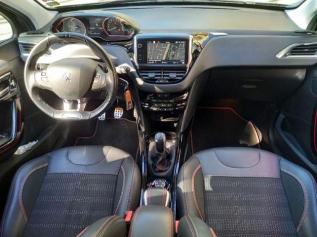 PEUGEOT 2008 BlueHDi 100 S&S GT Line rif. 20732396 - Foto 8