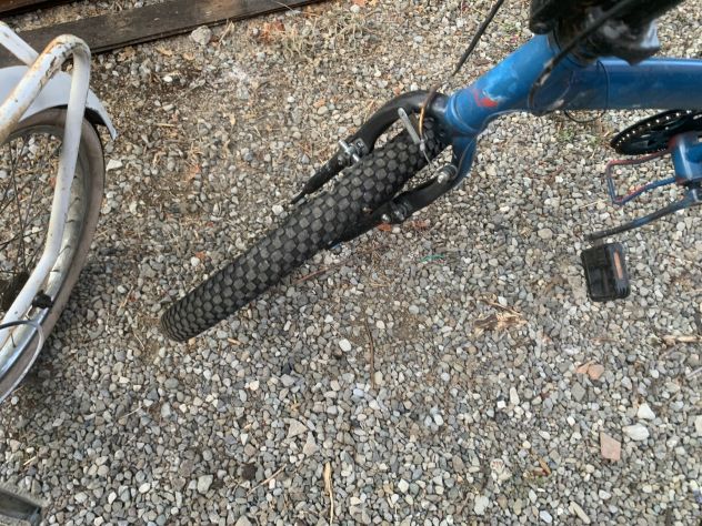 biciclette 1 graziella da una simile e una da donna vendo tutte in lotto - Foto 4
