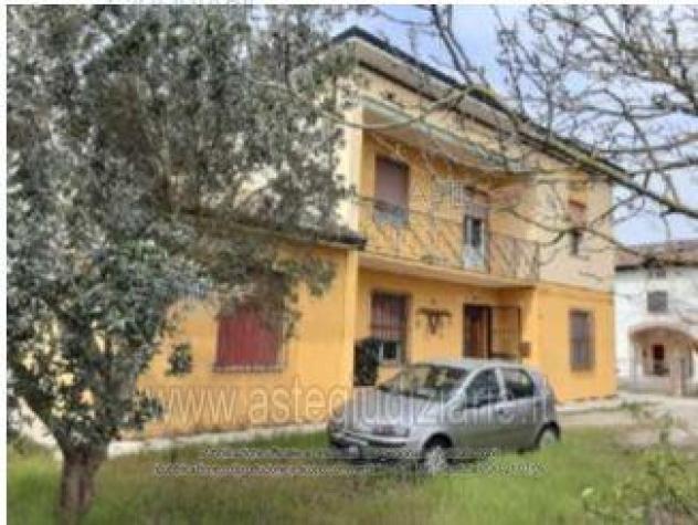 IMMOBILI-IMMOBILE RESIDENZIALE-Via Di Mezzo 101